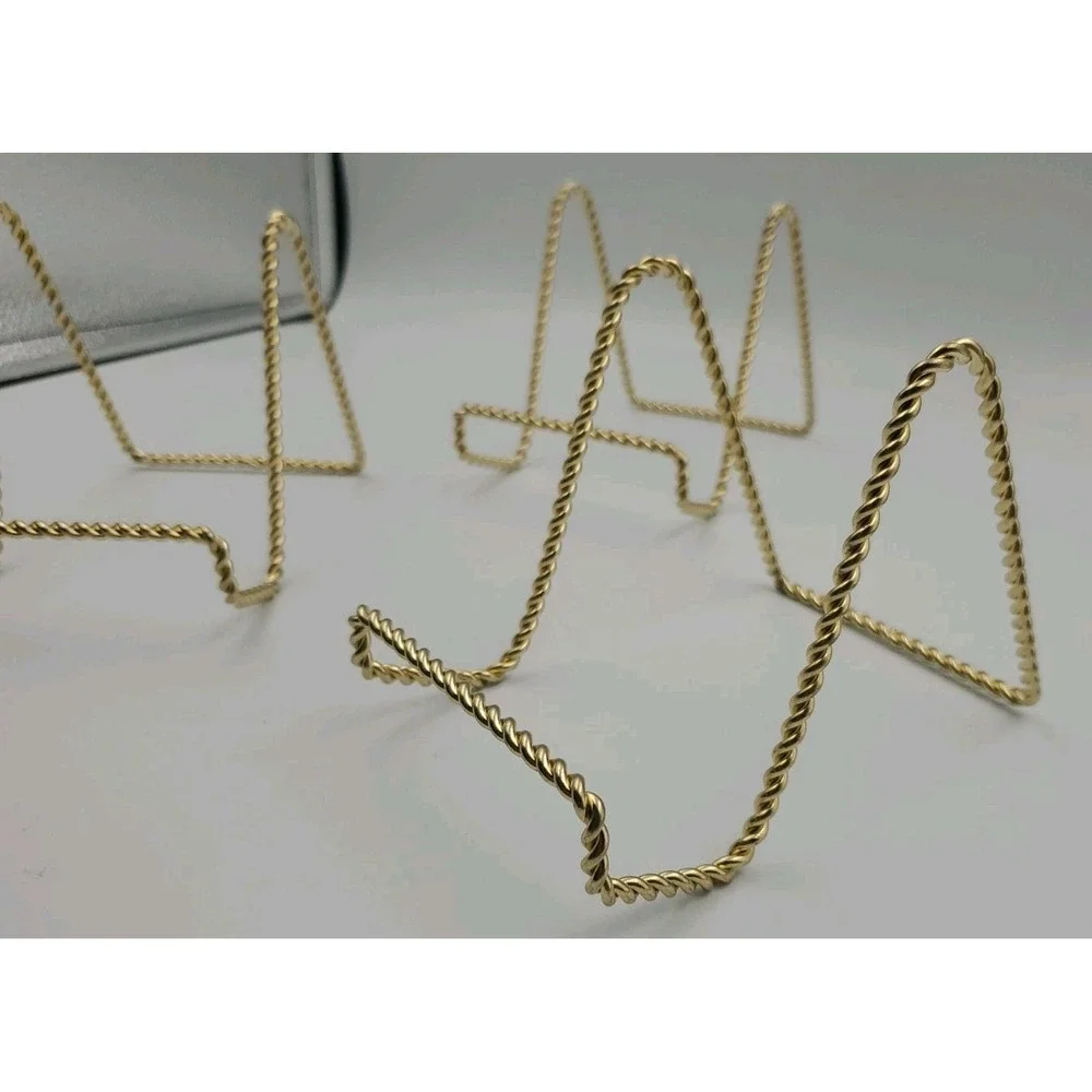 Brass Twisted Easel 4